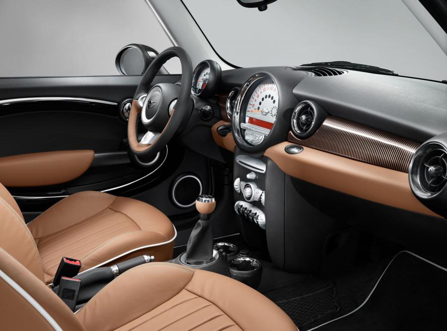  Mini Cooper S 50 Mayfair 2009 года  (фото 3 из 10)